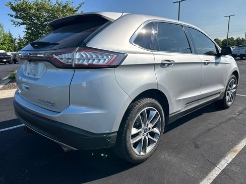 Used 2018 Ford Edge Titanium w/ Equipment Group 301A AWD/4WD image 3