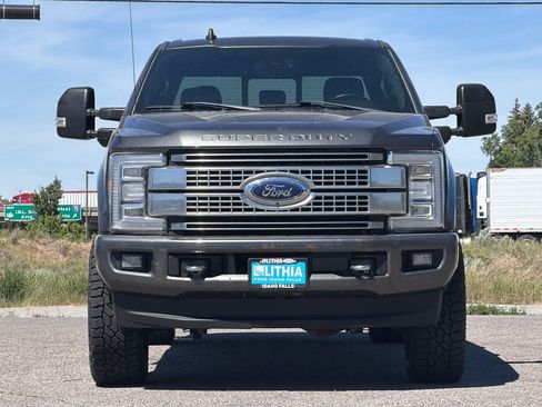 Used 2019 Ford F250 Platinum w/ Platinum Ultimate Package AWD/4WD image 10
