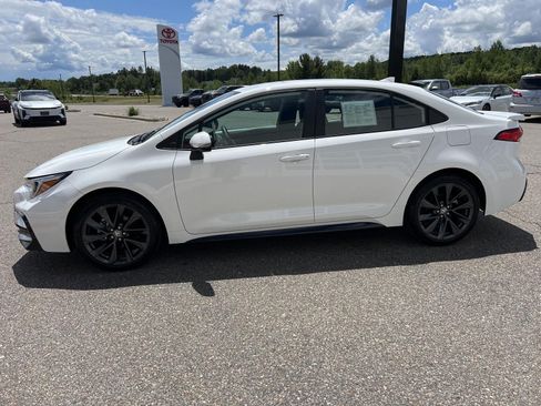Used 2026 Toyota Corolla SE w/ SE Package FWD image 5