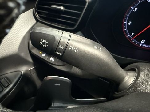 Used 2021 Hyundai Veloster Turbo image 27