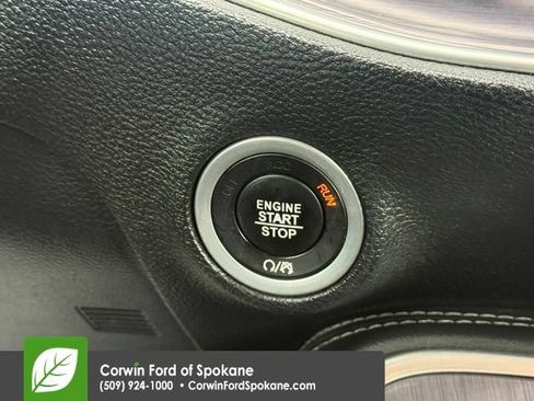 Used 2018 Dodge Challenger SXT w/ Blacktop Package RWD image 28