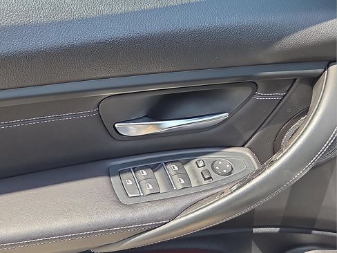 Used 2018 BMW M3 CS RWD image 13