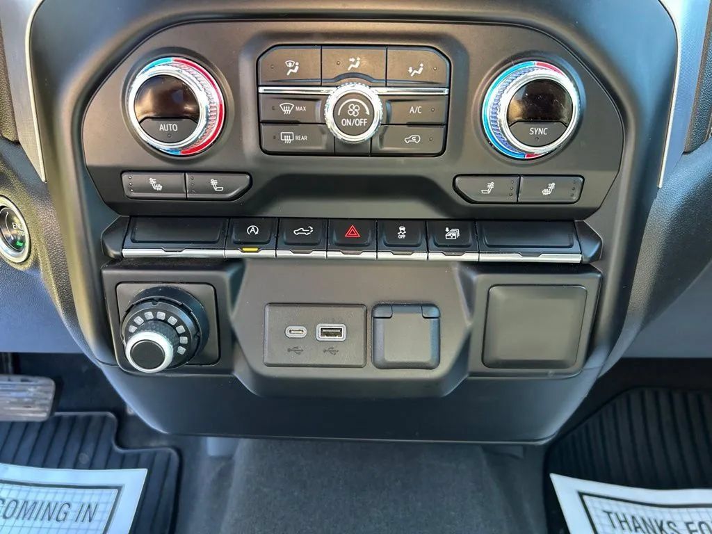 Used 2020 GMC Sierra 1500 Elevation w/ Elevation Value Package AWD/4WD image 22