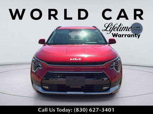 Used 2023 Kia Niro FWD image 4
