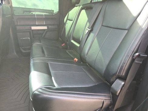 Used 2021 Ford F250 Lariat image 6