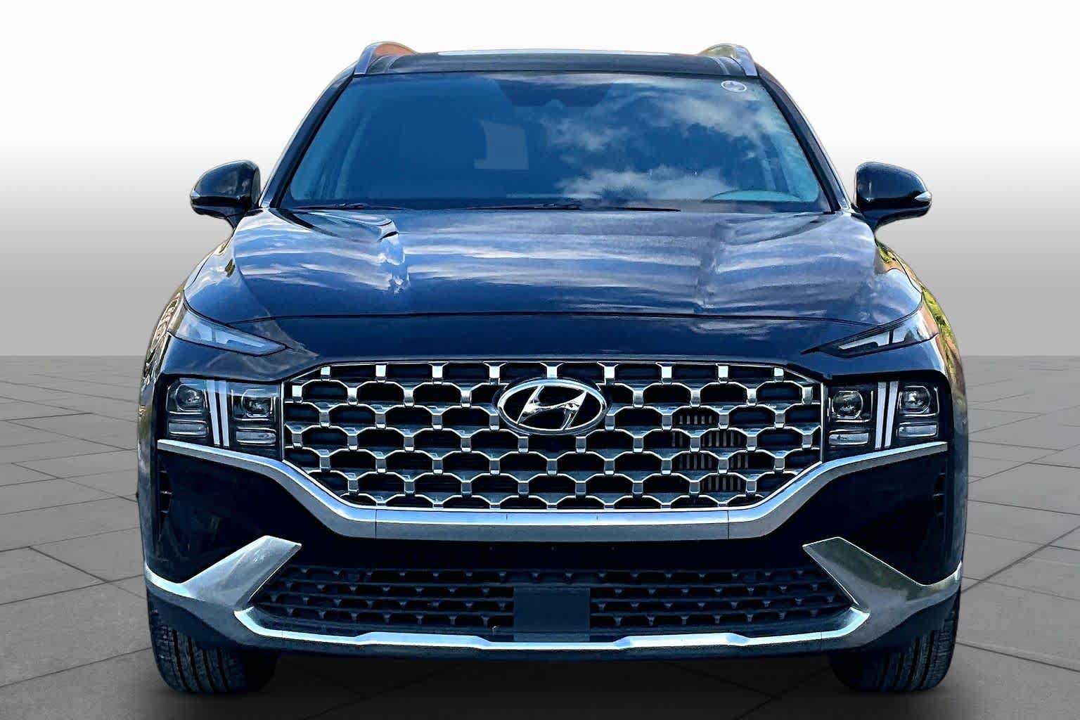 Used 2023 Hyundai Santa Fe Limited AWD/4WD image 4