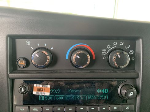 New 2025 GMC Savana 2500 Work Van w/ Driver Convenience Package image 39