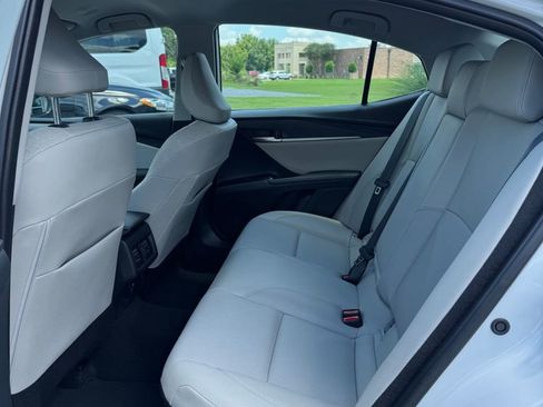 Used 2026 Toyota Camry XLE FWD image 15