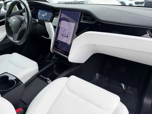 Used 2020 Tesla Model X Long Range image 21