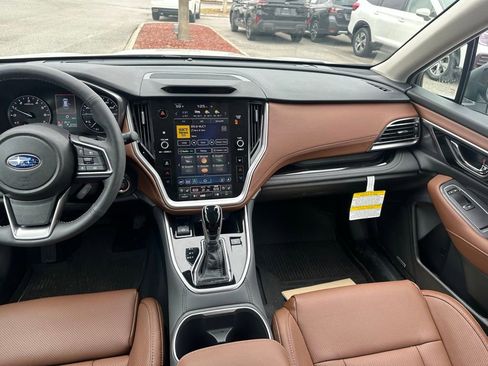 Used 2025 Subaru Outback Touring image 23