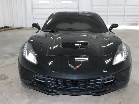 Used 2016 Chevrolet Corvette Stingray Coupe w/ Carbon Flash Badge Package RWD image 3