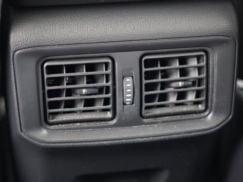 Used 2023 Toyota RAV4 XLE Premium image 40