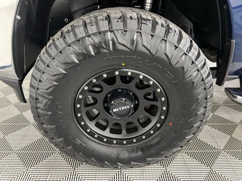 Used 2024 RAM 2500 Big Horn w/ Bed Utility Group image 11