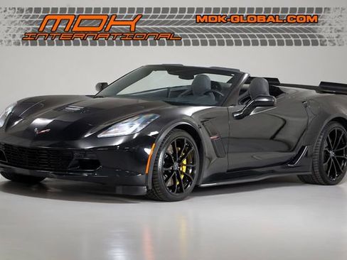 Used 2017 Chevrolet Corvette Grand Sport RWD image 1