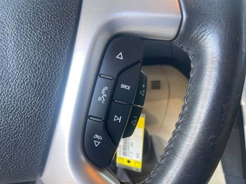 Used 2012 GMC Acadia SLT image 24