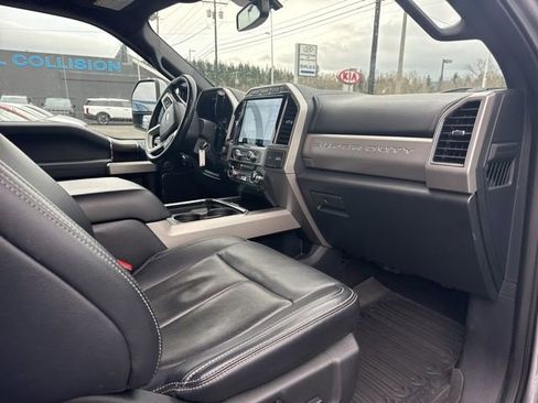 Used 2022 Ford F350 Lariat w/ Camper Package image 11