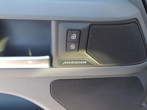 New 2026 Land Rover Defender 110 S image 22