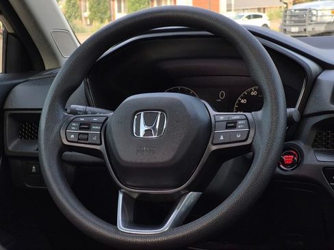 Used 2025 Honda CR-V EX image 14