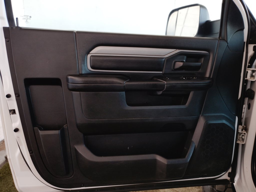 Used 2021 RAM 3500 Tradesman AWD/4WD image 17
