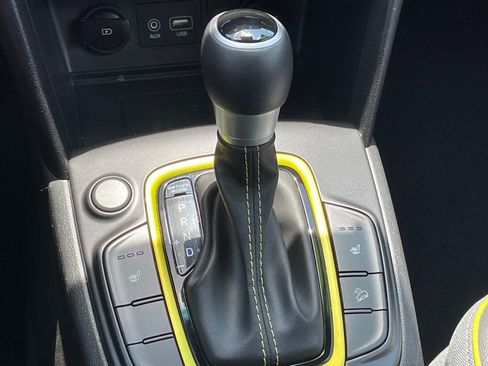 Used 2020 Hyundai Kona Limited FWD image 18
