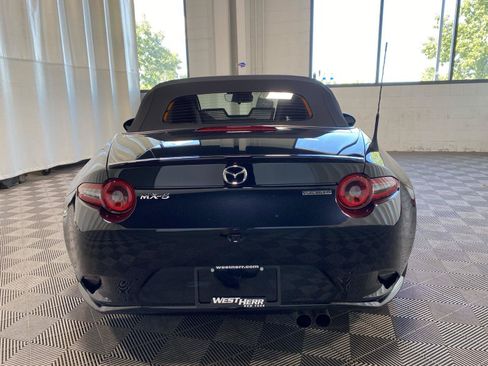 Certified 2025 MAZDA MX-5 Miata Sport w/ Appearance Package RWD image 6