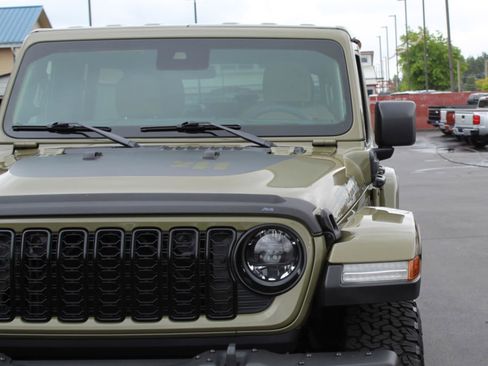 Used 2025 Jeep Wrangler Unlimited Sport S 4xe AWD/4WD image 9