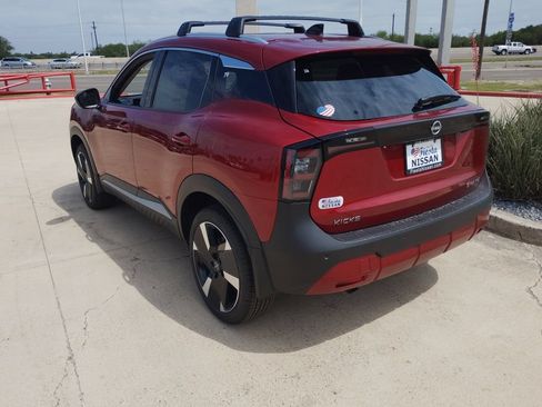 New 2026 Nissan Kicks SR w/ Cold Weather Package AWD/4WD image 6