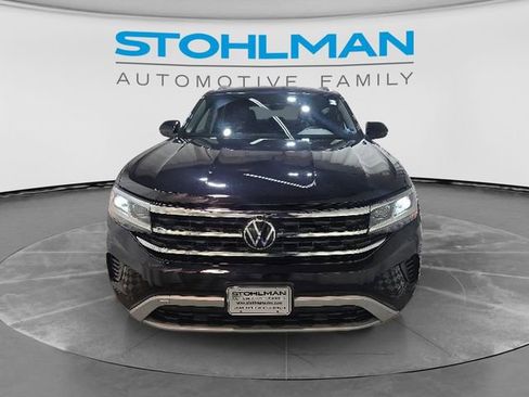 Used 2023 Volkswagen Atlas Cross Sport SE AWD/4WD image 2