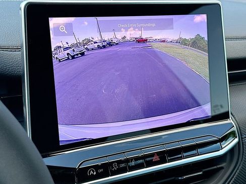 New 2026 Jeep Compass Latitude image 8