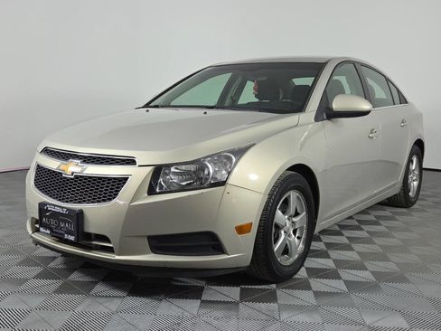 Used 2012 Chevrolet Cruze LT FWD image 3