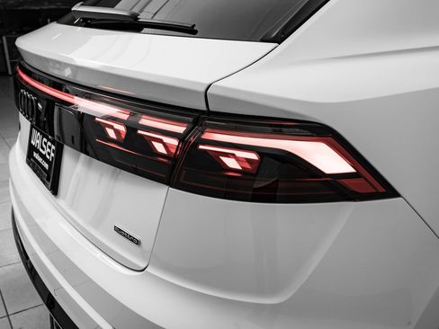 New 2026 Audi Q8 Prestige AWD/4WD image 9