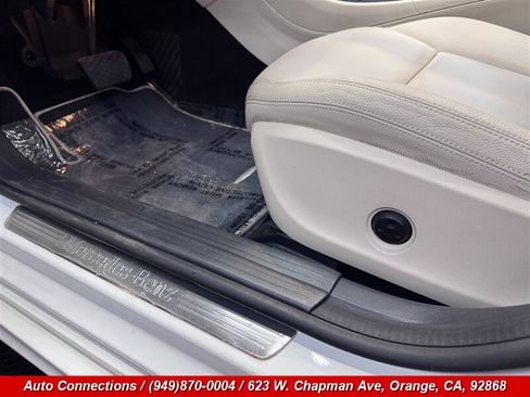 Used 2014 Mercedes-Benz CLA 250 image 30