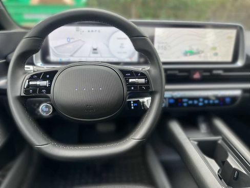New 2025 Hyundai Ioniq 6 SE RWD image 10