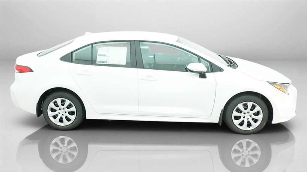 New 2027 Toyota Corolla LE FWD image 11