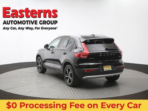 Used 2024 Volvo XC40 B5 Core AWD/4WD image 65