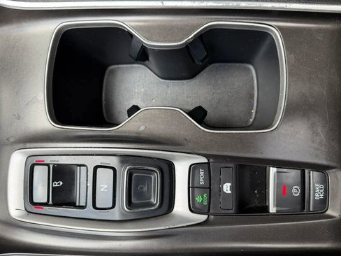Used 2019 Honda Accord EX image 21