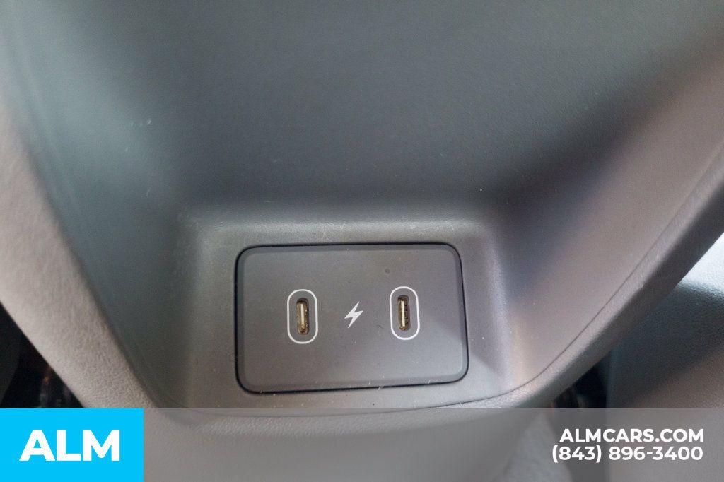 Certified 2025 Hyundai Elantra SEL FWD image 23
