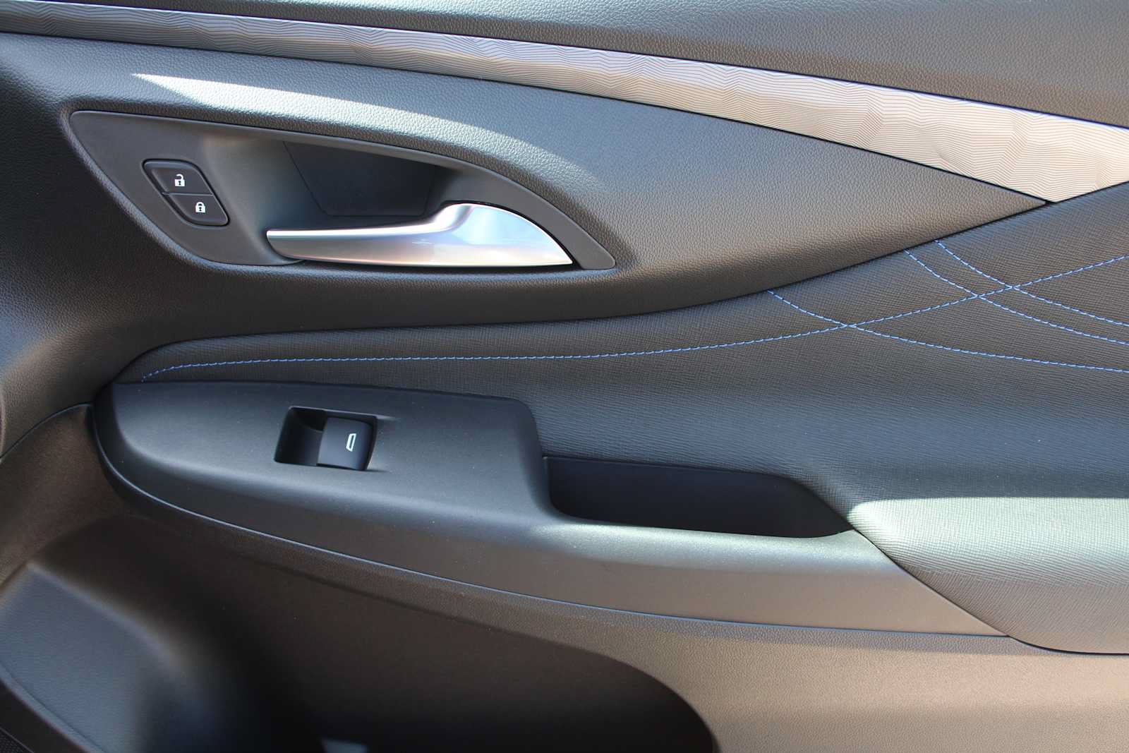 New 2026 Buick Envista Sport Touring w/ Convenience I Package FWD image 16