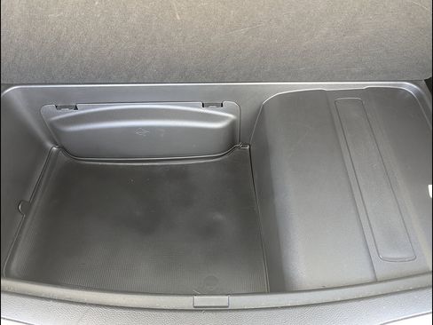 Used 2017 Dodge Durango R/T AWD/4WD image 24