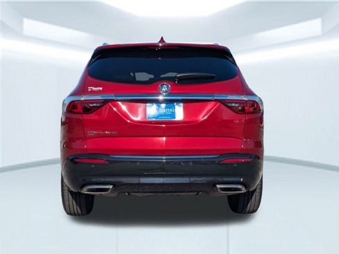 Used 2024 Buick Enclave Premium image 5