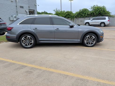Used 2018 Audi A4 2.0T allroad Premium Plus AWD/4WD image 11