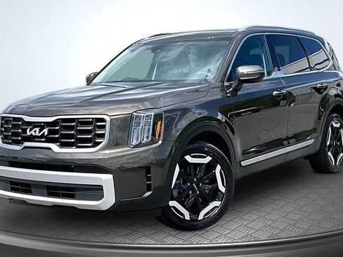 Used 2025 Kia Telluride S AWD/4WD image 1