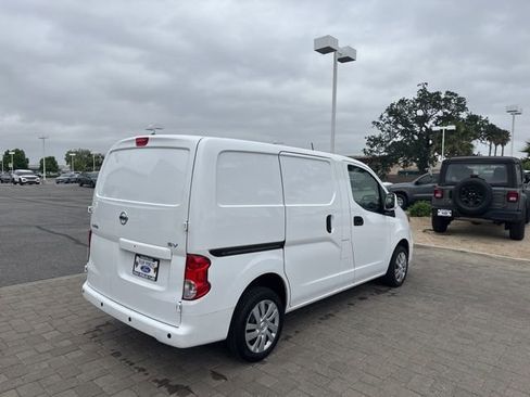Used 2021 Nissan NV200 SV image 4