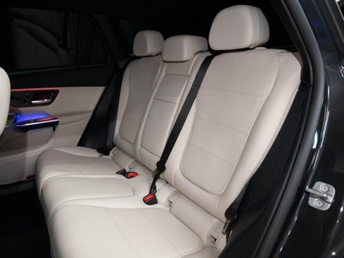 New 2026 Mercedes-Benz GLC 300 4MATIC image 13
