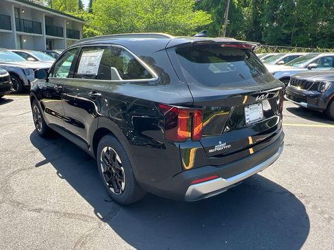 New 2025 Kia Sorento S w/ Panoramic Sunroof Package image 5