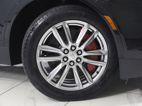 Used 2023 Cadillac XT5 Sportv w/ LPO, Floor Liner Package AWD/4WD image 15