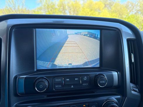 Used 2018 Chevrolet Silverado 2500 LT AWD/4WD image 18