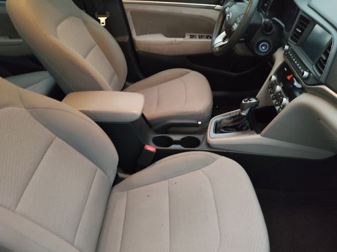 Used 2020 Hyundai Elantra SEL FWD image 21