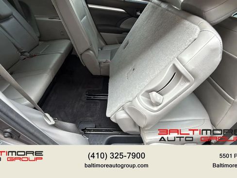 Used 2015 Toyota Highlander XLE AWD/4WD image 34