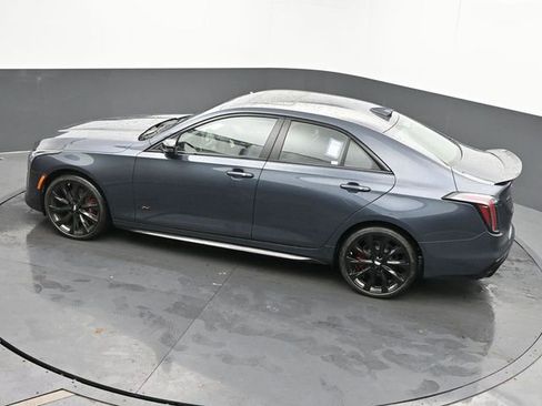 New 2025 Cadillac CT4 V w/ Super Cruise Package image 37